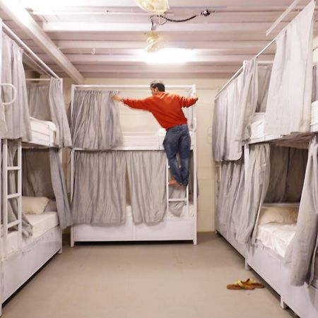 Hammock Hostels - Bandra Bombaj Zewnętrze zdjęcie