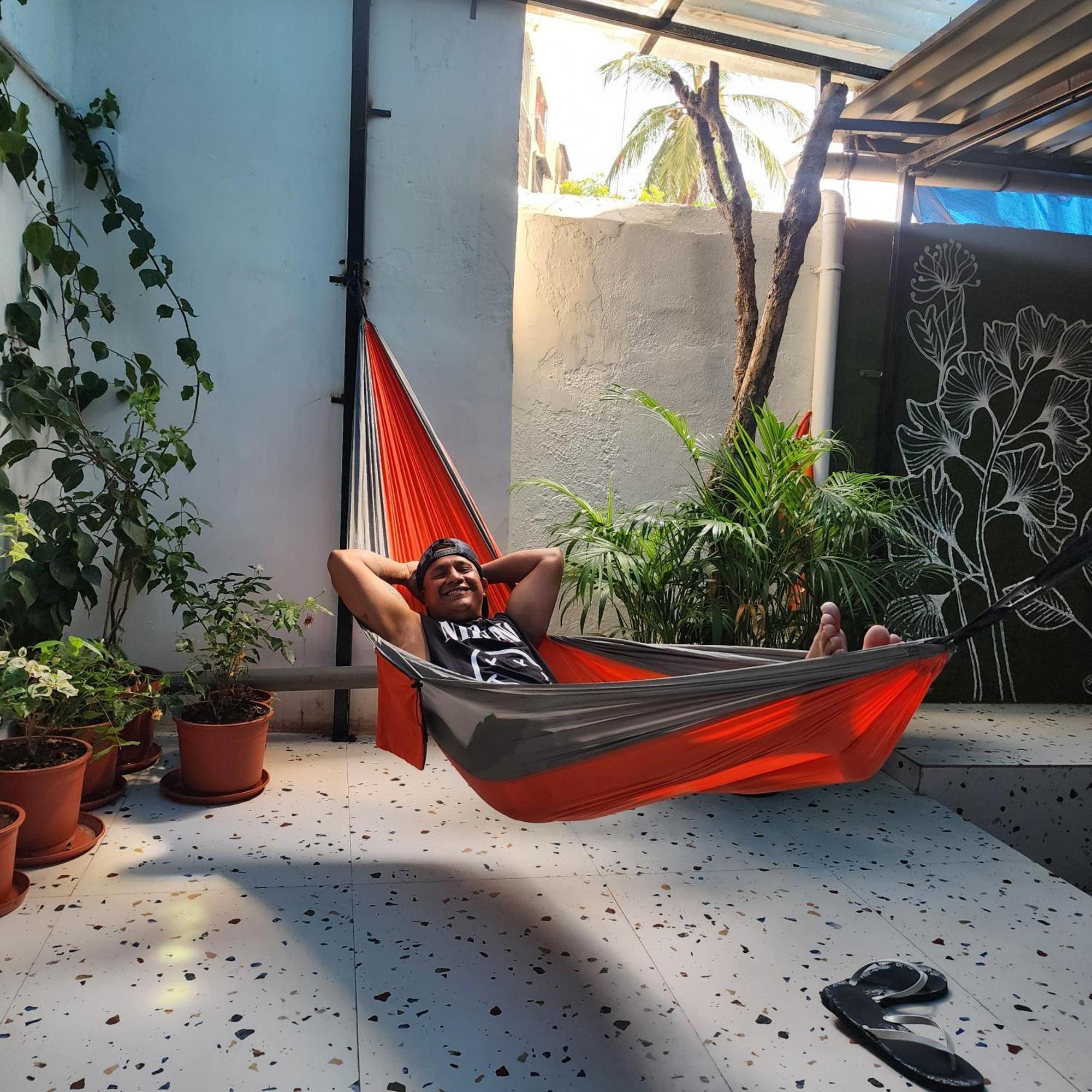 Hammock Hostels - Bandra Bombaj Zewnętrze zdjęcie