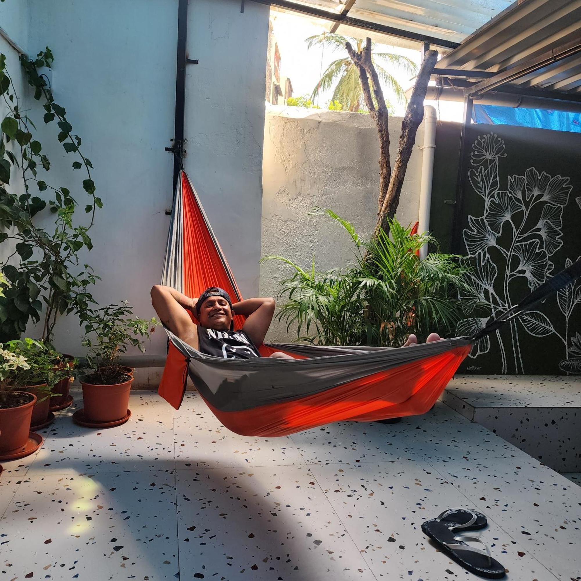 Hammock Hostels - Bandra Bombaj Zewnętrze zdjęcie