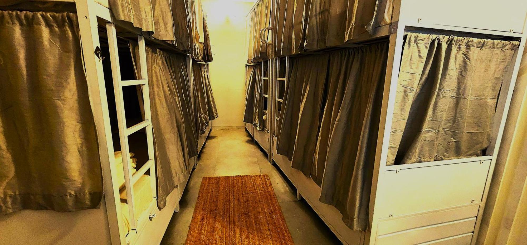 Hammock Hostels - Bandra Bombaj Zewnętrze zdjęcie